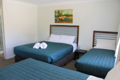 1_killarney-sundown-motel-room-twin-share
